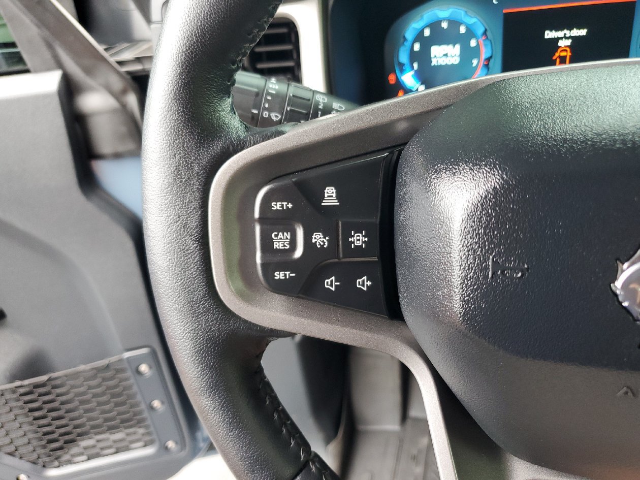 Used 2025 Ford Bronco Outer Banks AWD/4WD image 27