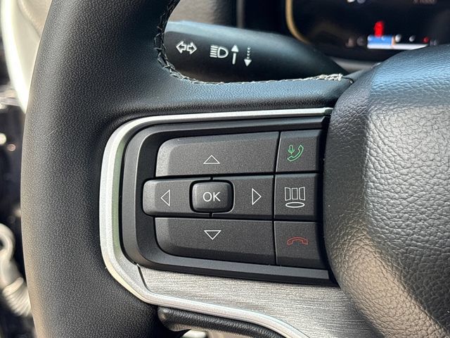 Used 2025 Jeep Wagoneer Series II AWD/4WD image 28
