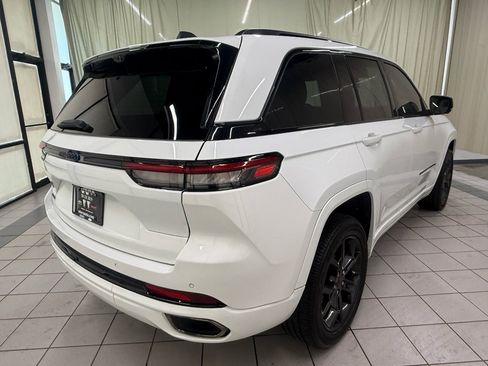 Used 2024 Jeep Grand Cherokee Limited 4xe AWD/4WD image 5