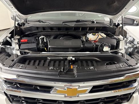 Used 2023 Chevrolet Silverado 1500 LT RWD image 46