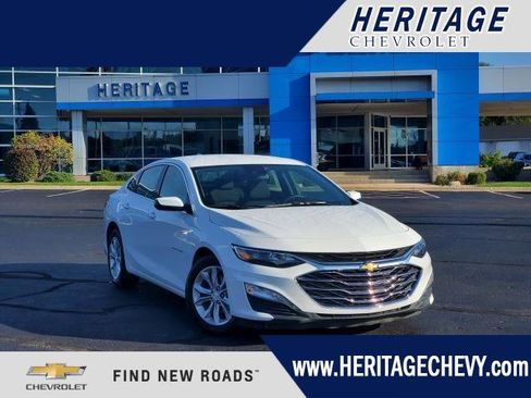 Used 2025 Chevrolet Malibu LT image 1