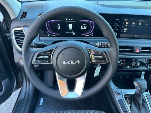 New 2026 Kia Seltos LX image 37