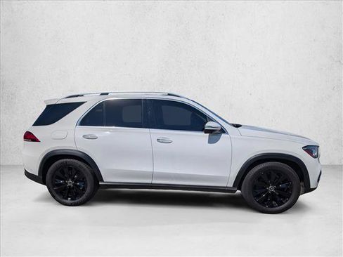 Used 2021 Mercedes-Benz GLE 350 4MATIC image 4