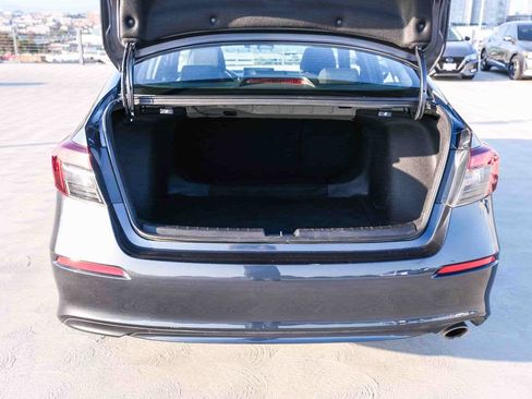 Used 2025 Honda Civic Sport image 27