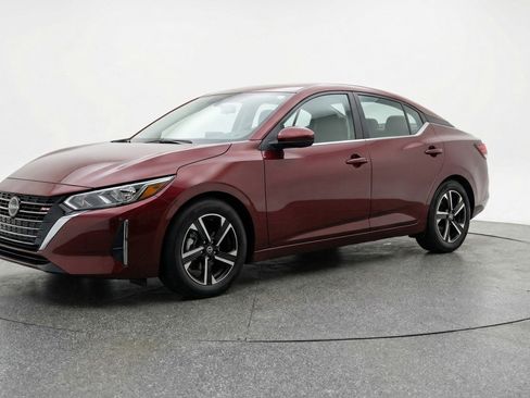 Used 2025 Nissan Sentra SV FWD image 3