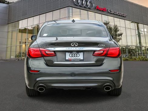Used 2015 INFINITI Q70 L 3.7 w/ Deluxe Touring Package RWD image 3