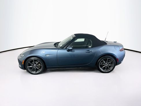 Used 2017 MAZDA MX-5 Miata Grand Touring RWD image 4