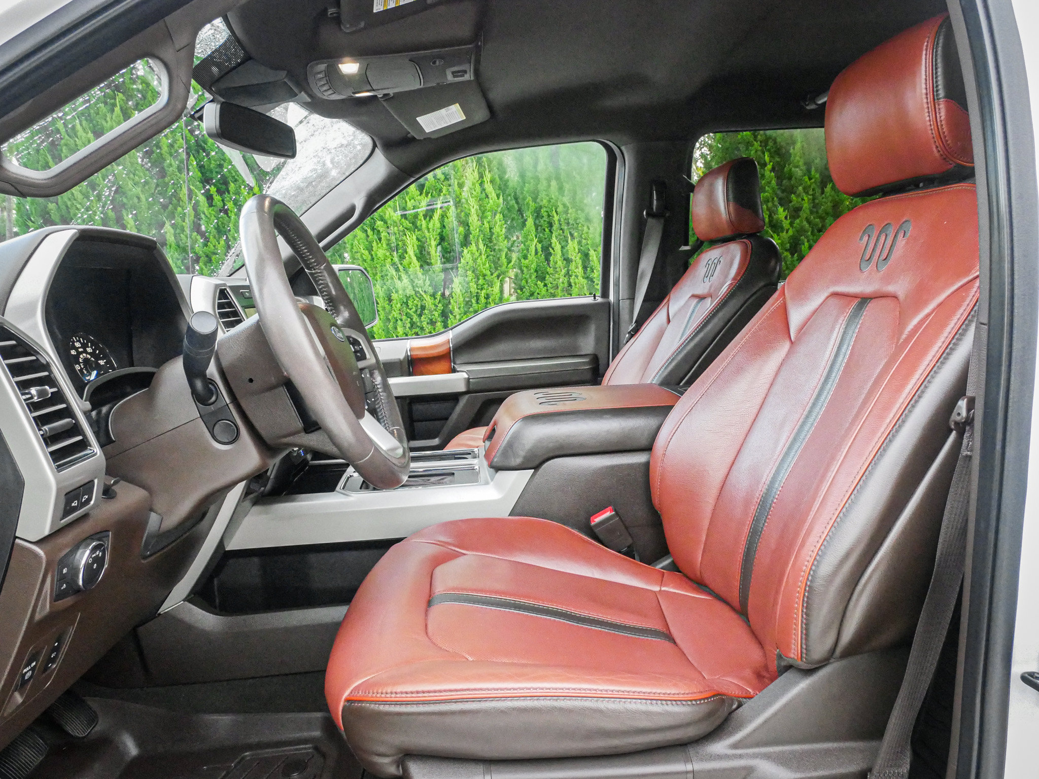 Used 2019 Ford F150 King Ranch w/ Equipment Group 601A Luxury AWD/4WD image 7