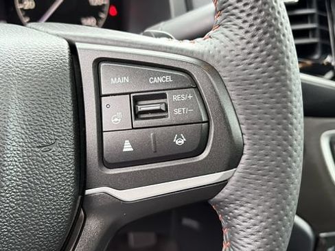 Used 2025 Honda Ridgeline TrailSport image 15