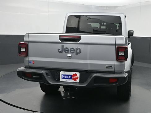 Used 2022 Jeep Gladiator Overland w/ Popular Equipment Package AWD/4WD image 41