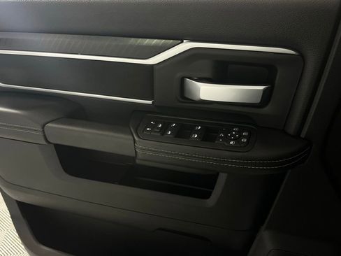 Used 2025 RAM 3500 Big Horn image 26