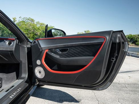 Used 2025 Bentley Continental GT Speed image 41