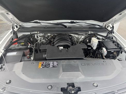 Used 2017 Chevrolet Suburban Premier image 43