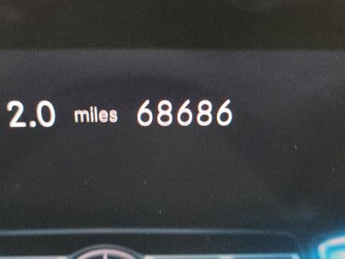 Used 2022 Mercedes-Benz GLB 250 image 16