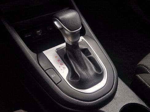 Used 2024 Kia Forte LXS FWD image 21