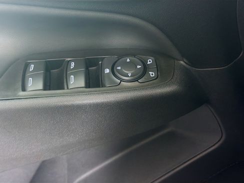 Used 2023 Chevrolet Equinox LT FWD image 15