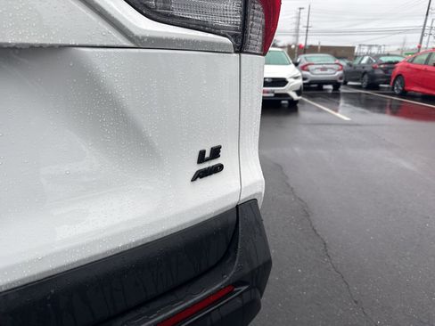 Used 2023 Toyota RAV4 LE image 8