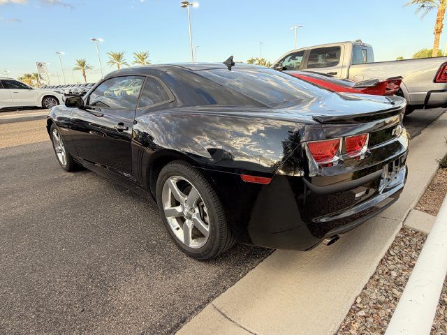 Used 2011 Chevrolet Camaro LT RWD image 5