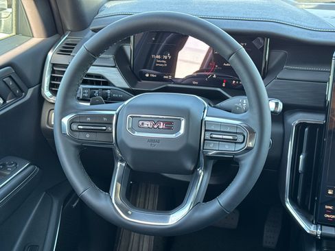 Used 2026 GMC Acadia Elevation w/ Black Edition AWD/4WD image 25