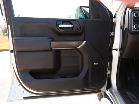 Used 2022 GMC Sierra 1500 SLT w/ SLT Premium Plus Package image 25