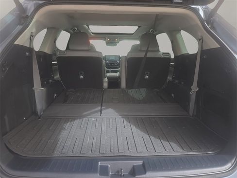 Used 2024 Toyota Highlander Platinum image 23