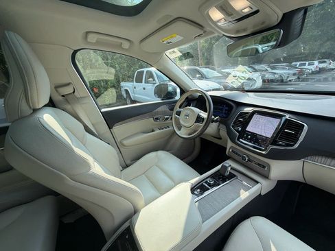 Certified 2023 Volvo XC90 B6 Plus w/ Protection Package Premier AWD/4WD image 18