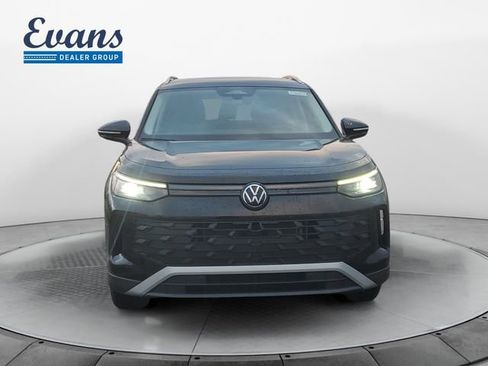 New 2025 Volkswagen Tiguan S AWD/4WD image 10