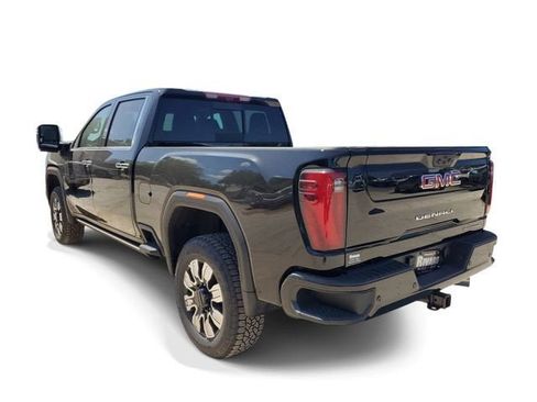 New 2026 GMC Sierra 2500 Denali w/ Denali Reserve Package AWD/4WD image 4