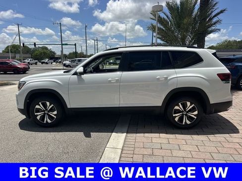 Certified 2025 Volkswagen Atlas SE FWD image 9