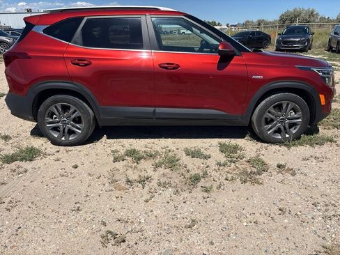 Certified 2022 Kia Seltos S AWD/4WD image 6