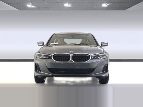 New 2026 BMW 330i Sedan w/ Convenience Package RWD image 6