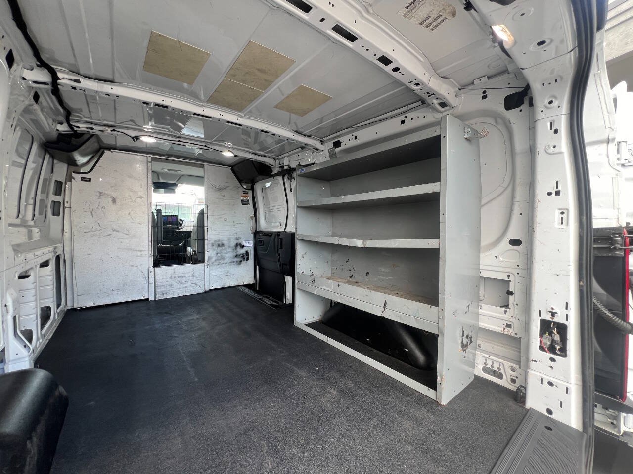 Used 2019 Ford Transit 150 130 Low Roof RWD image 21