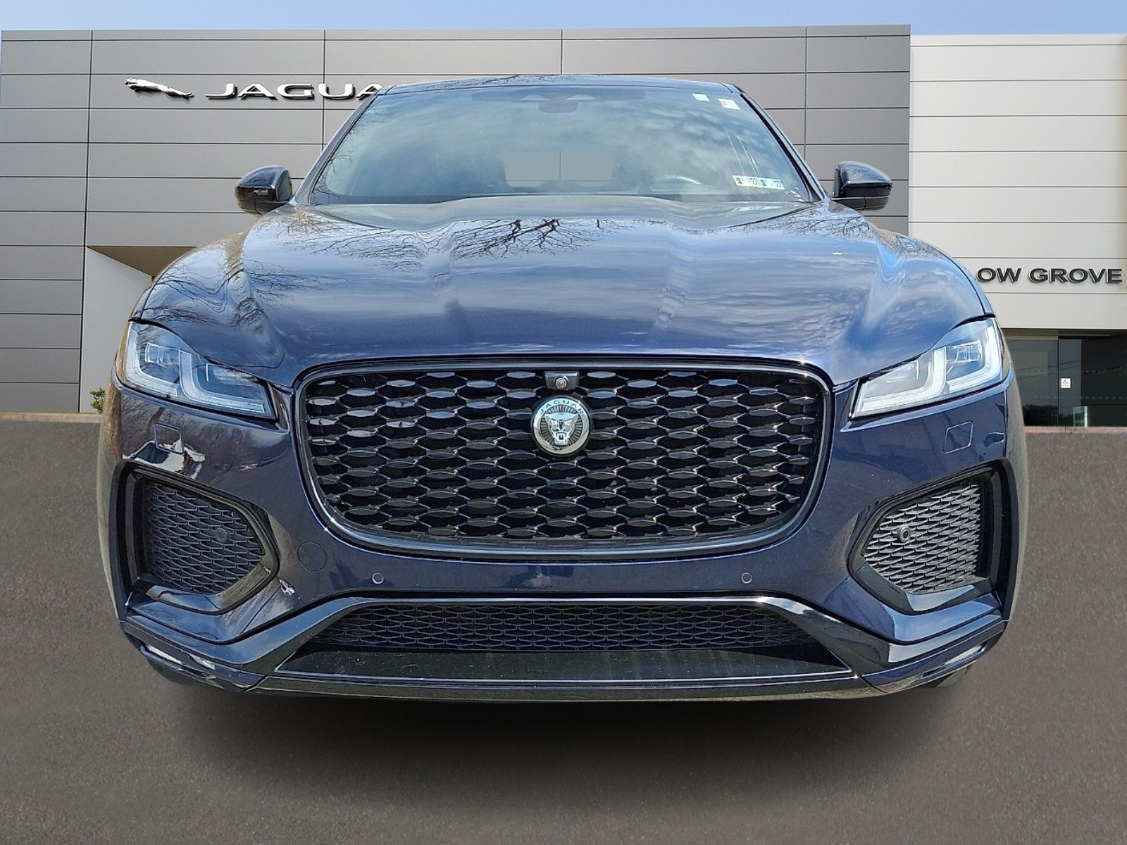 Used 2026 Jaguar F-PACE R-Dynamic S AWD/4WD image 8