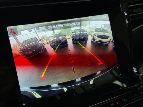 Used 2024 Jeep Wagoneer 4WD w/ Premium Group I image 65