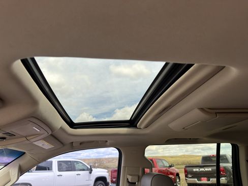 Used 2016 GMC Yukon XL Denali w/ Open Road Package AWD/4WD image 22