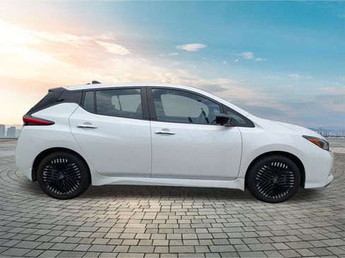 Certified 2024 Nissan Leaf SV Plus FWD image 4