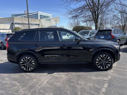 New 2026 Volvo XC90 T8 Ultra w/ Protection Package Premier AWD/4WD image 4