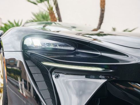 New 2026 McLaren Artura Spider image 6