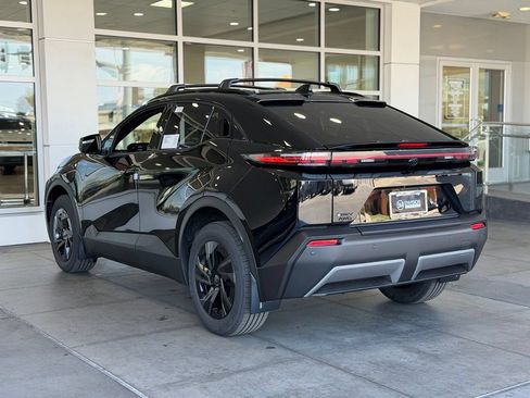 New 2026 Toyota C-HR AWD/4WD image 9