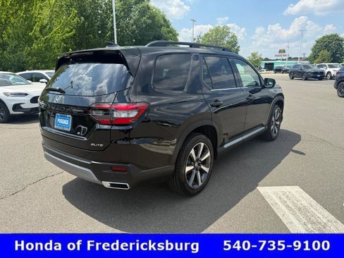 Used 2025 Honda Pilot Elite image 6