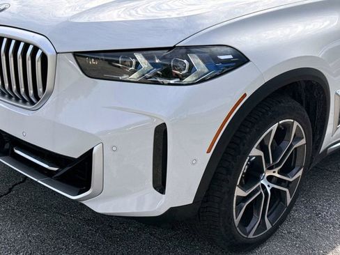 New 2026 BMW X5 sDrive40i w/ Climate Comfort Package RWD image 9