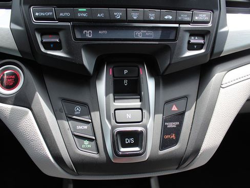Used 2021 Honda Odyssey LX image 12