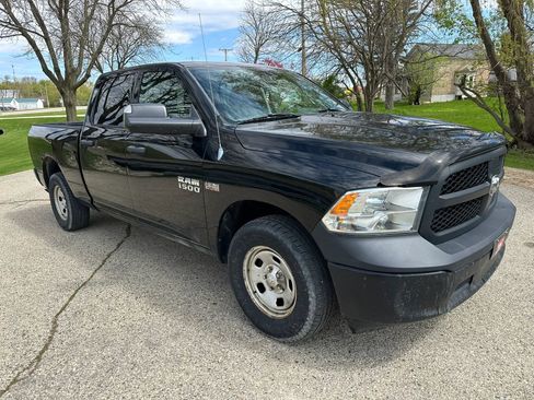 Used 2014 RAM 1500 Tradesman w/ Popular Equipment Group AWD/4WD image 4
