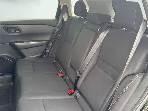 Used 2024 Nissan Rogue S FWD image 21