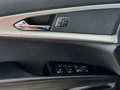 Used 2019 Lincoln Nautilus Premier AWD/4WD image 19