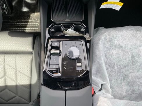New 2026 BMW 530i xDrive AWD/4WD image 10