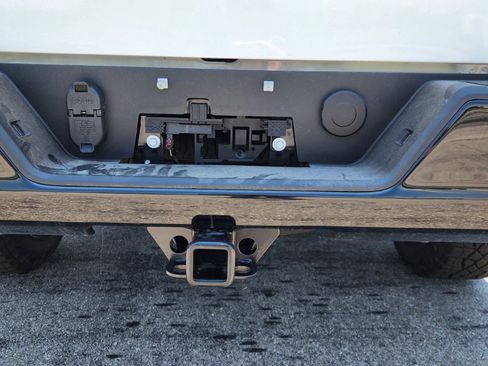 Used 2023 Chevrolet Silverado 1500 LT Trail Boss w/ Protection Package image 7