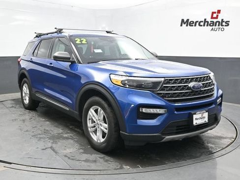 Used 2022 Ford Explorer XLT w/ Equipment Group 202A AWD/4WD image 1
