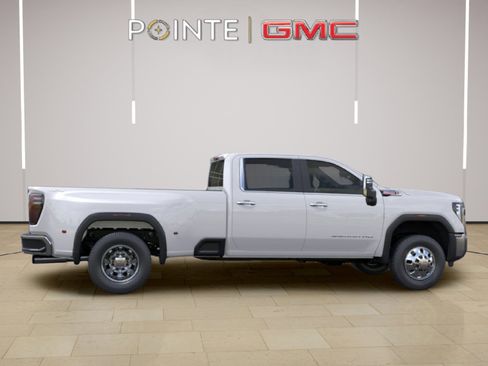New 2025 GMC Sierra 3500 SLT w/ SLT Convenience Package image 10