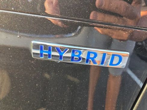 Certified 2025 MAZDA CX-50 2.5 Hybrid w/ Premium Plus Pkg AWD/4WD image 4